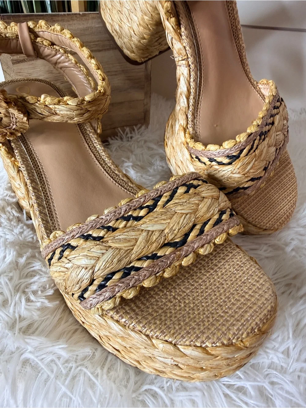 Sam Edelman size woven